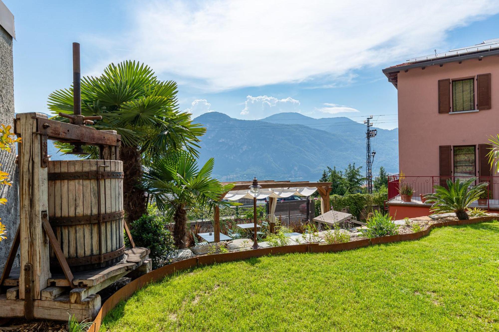 Il Mallo Verde - Lake Como B&B Mandello del Lario Luaran gambar